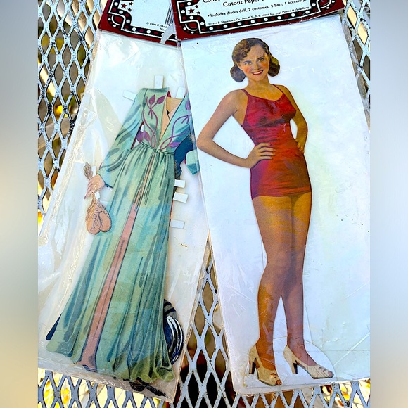 Vintage 1993 Movie Star Cutout Paper Doll Set/2 Lana Turner,Paulette Goddard - Picture 12 of 15